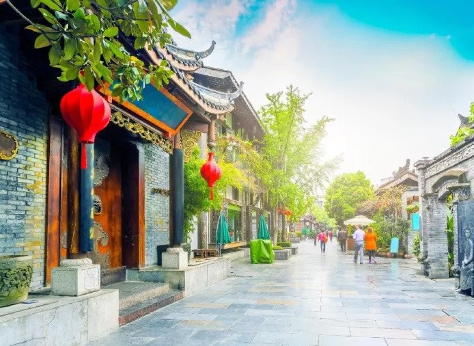 Chengdu (Ground Tours)