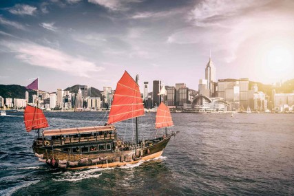 Queen Anne - 26 Days Sydney To Singapore (H507A) (Asia)