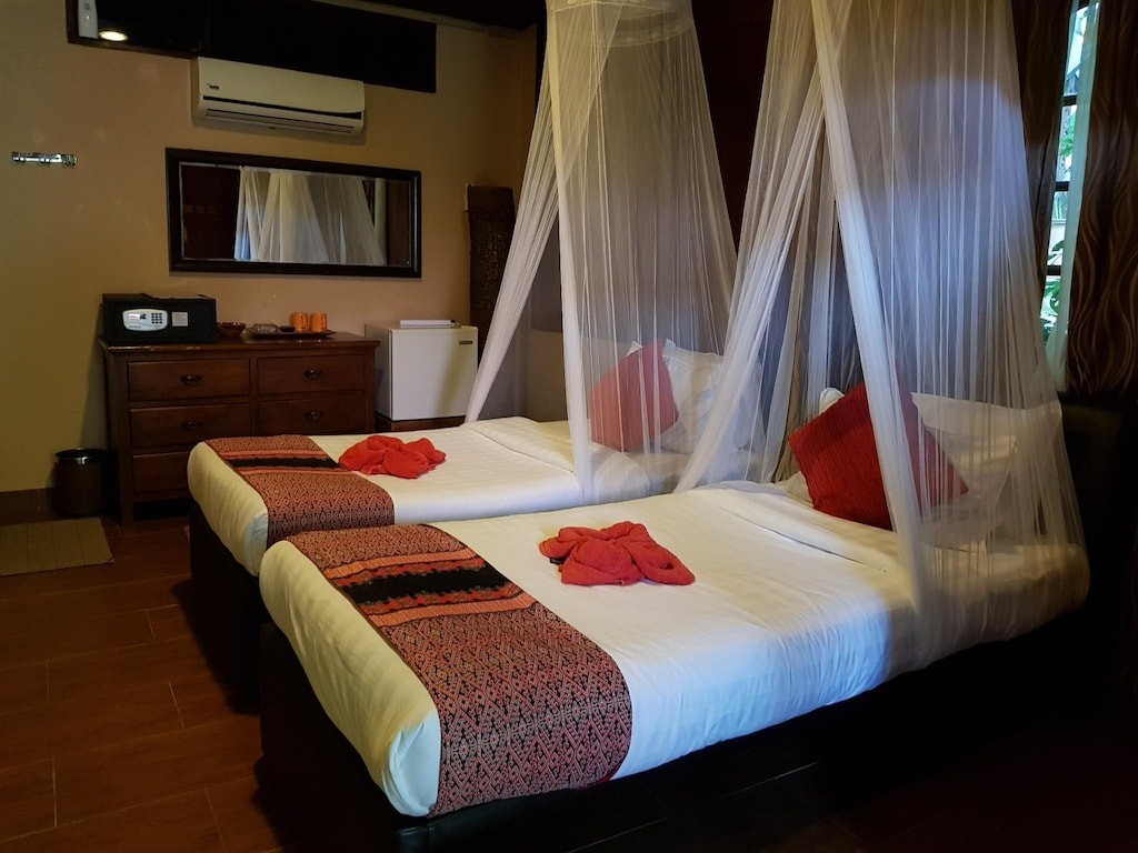 3D2N Ombak Dive Resort Snorkelling Package photo 3937