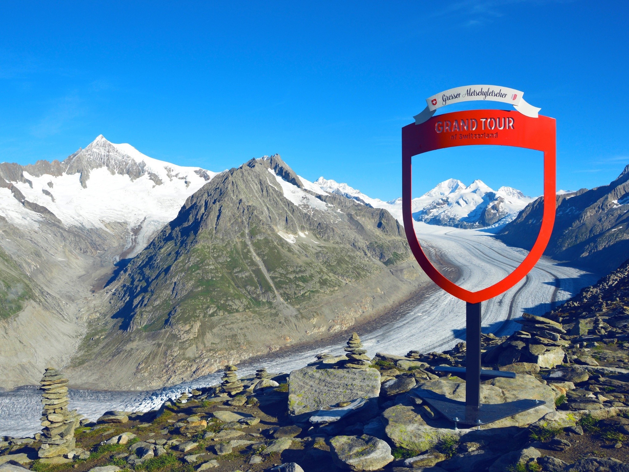 9D7N SWISS INDULGENCE photo 4177