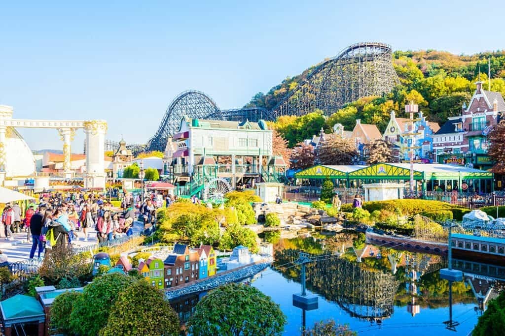 6H4M KOREA + EVERLAND THEME PARK TULIP FEST - Muslim photo 5338